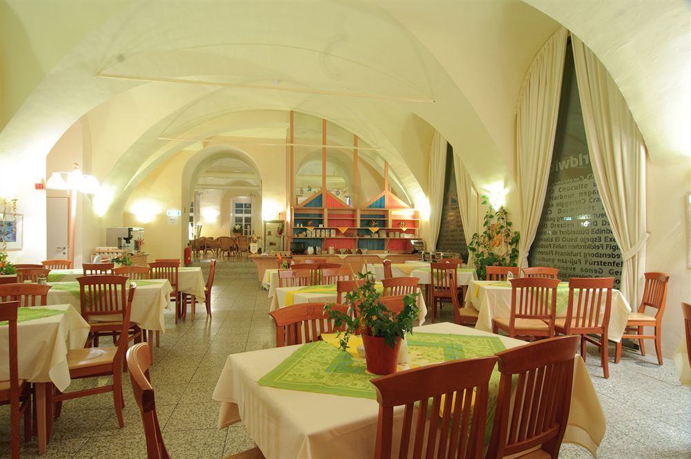 Jufa Hotel 세카우 외부 사진